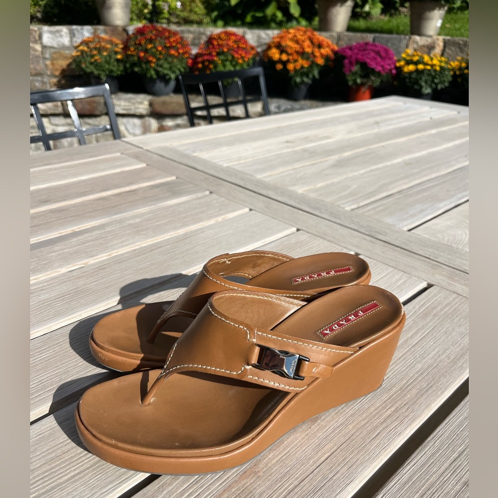 Prada Tan/Brown Leather Wedge, Thong Sandals w/buckle Size EU 38/ US 8